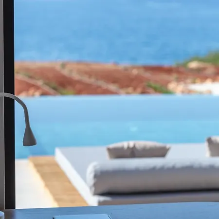 Boutique Dionysos Kokkino Chorio