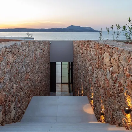 Boutique Dionysos Kokkino Chorio